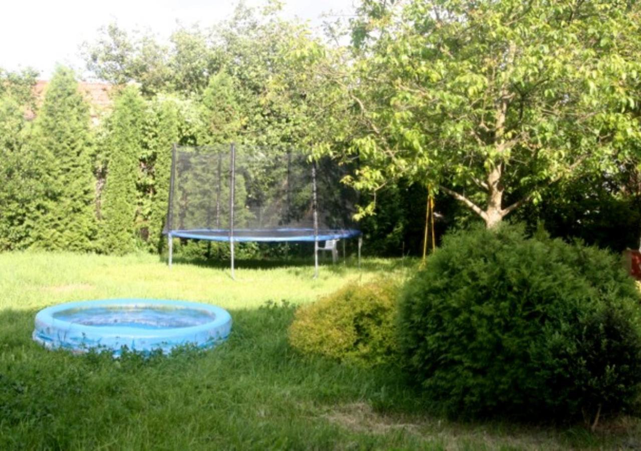 Apartamenty Gorki Male Tuszyn Zewnętrze zdjęcie