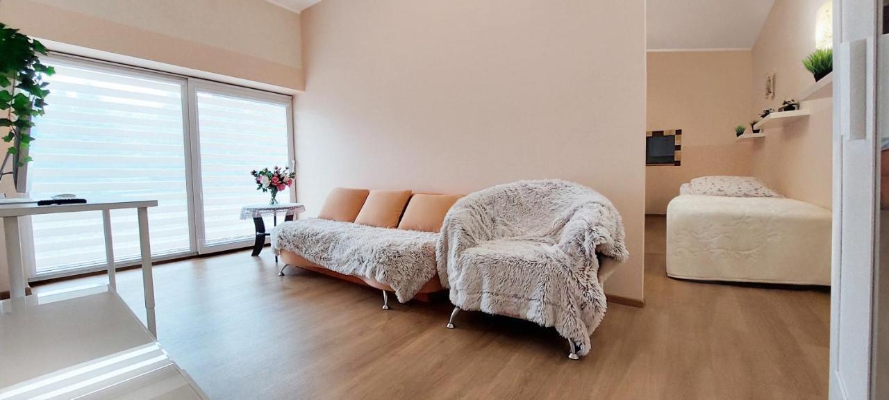 Apartamenty Gorki Male Tuszyn Zewnętrze zdjęcie