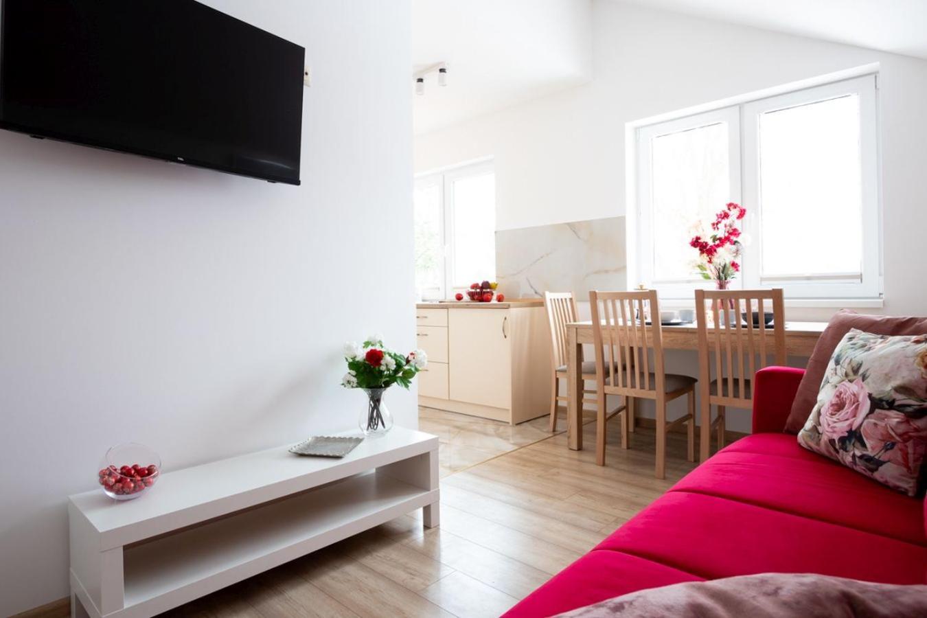 Apartamenty Gorki Male Tuszyn Zewnętrze zdjęcie
